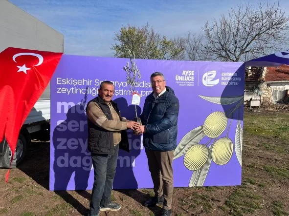 ESKİŞEHİR’DE ZEYTİN GELECEĞE KÖK SALIYOR (1)