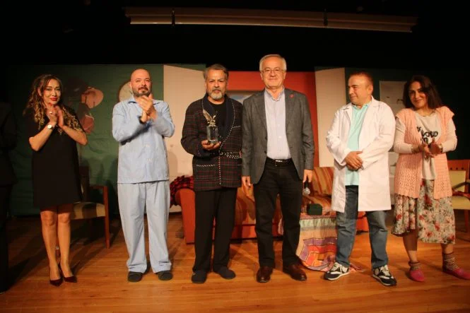 ‘Hatırla’ Adlı Tiyatro Oyunu Kartal’da Sahnelendi (2)