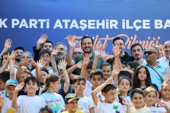 Abdullah Özdemir, üç ilçede teşkilat mensupları ve aileleriyle buluştu