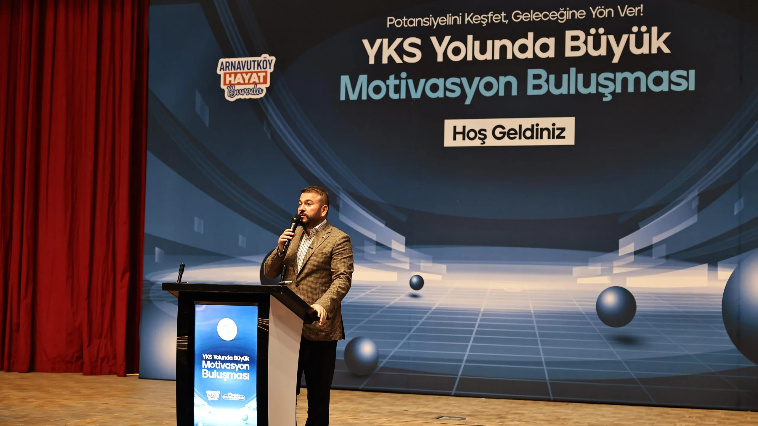 Arnavutköy’de YKS Adaylarına Büyük Motivasyon Desteği