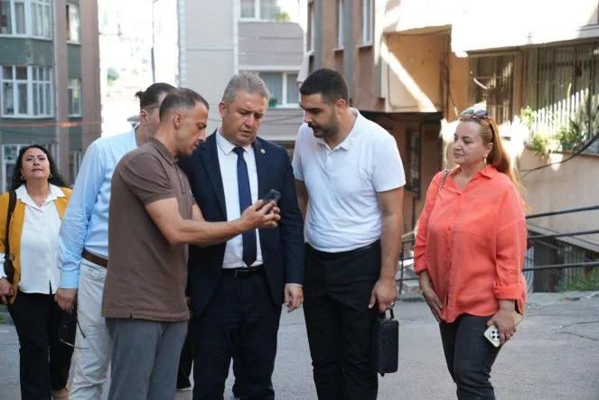 İstanbul Milletvekillerinden 3 ilçede yoğun saha mesaisi-1